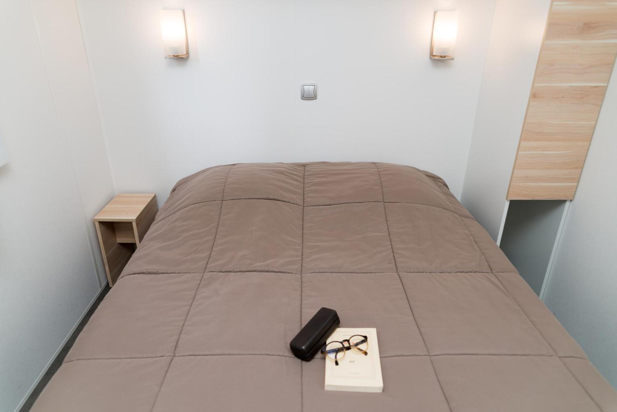 Camping Les Chouans 호텔 생 힐레르 드 리에 외부 사진